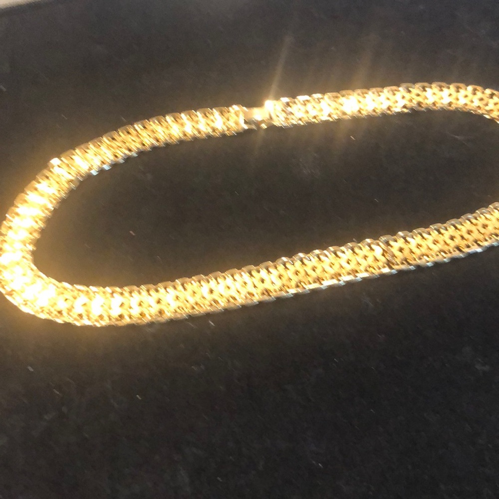 18 in gold necklace